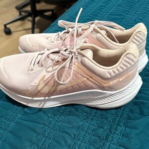 Nike Running Shoes Pink White Size 8 Women’s